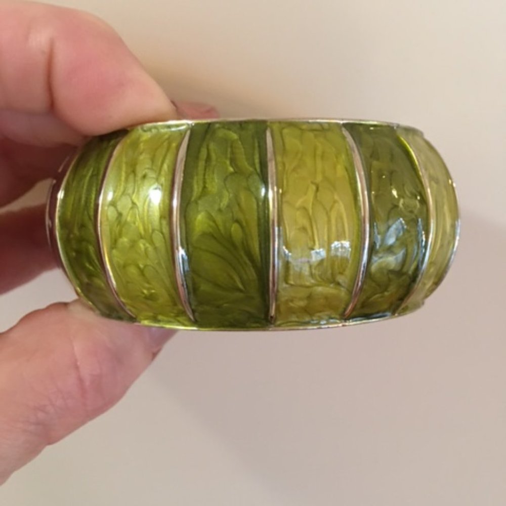 Enamel Green/Silvertone Bracelet - Picture 2 of 5